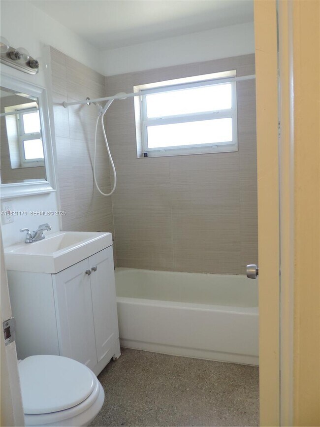 Building Photo - 111 Charley Ave