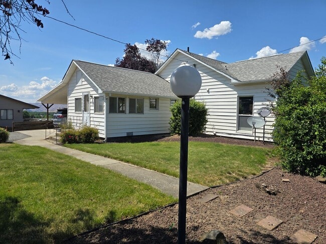 Building Photo - LEWISTON HOME