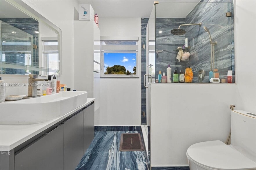 Building Photo - 8300 NW 35th Pl