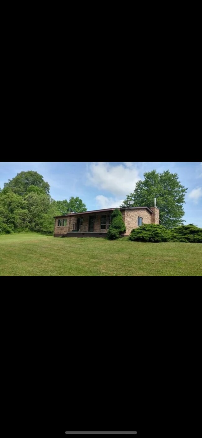 Building Photo - 99 Windy Farm Rd