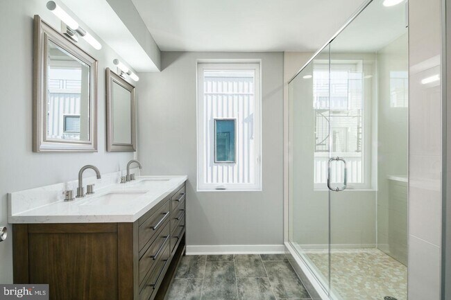 Building Photo - 815 Perkiomen St