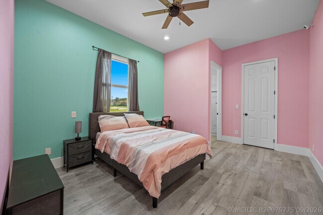 Building Photo - 2926 Dovedale Ct