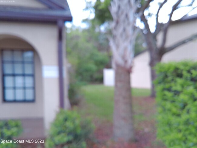 Building Photo - 435 Margie Dr
