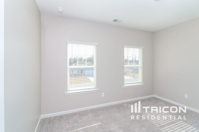 Building Photo - 147 Chapel Meadow Ln SW