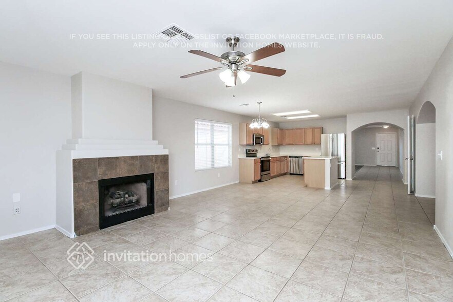Building Photo - 8162 E Onza Ave