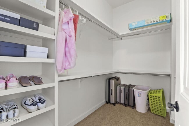 Building Photo - 11621 St Martin Way