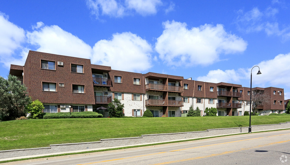 Primary Photo - Grandview Terrace Apartments