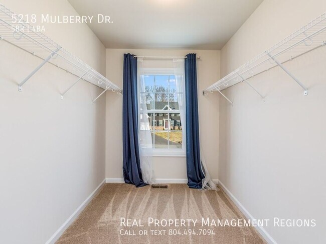 Building Photo - 5218 Mulberry Dr