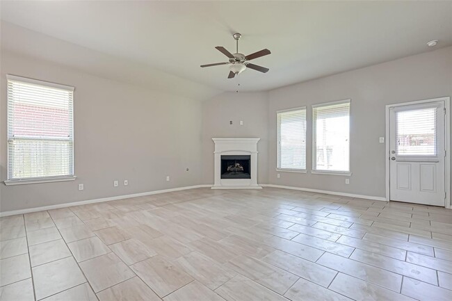 Building Photo - 3230 Voyager Ln