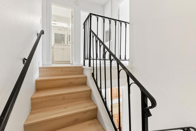 Building Photo - 3213 Via Marin