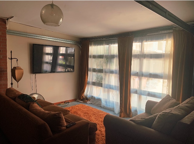 Building Photo - 102 Chapel St