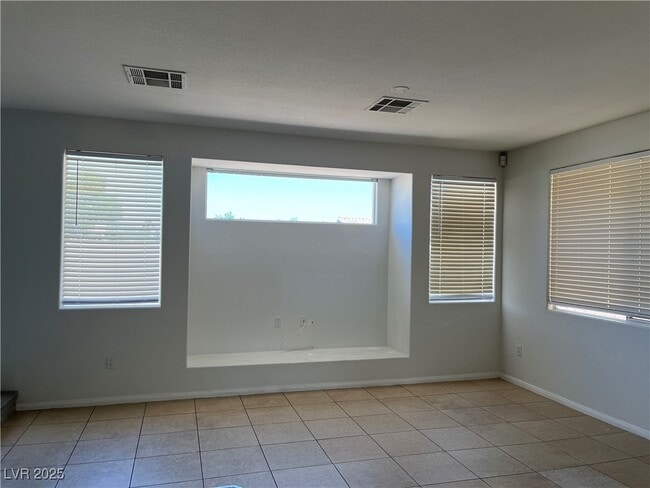 Building Photo - 161 Lenape Heights Ave
