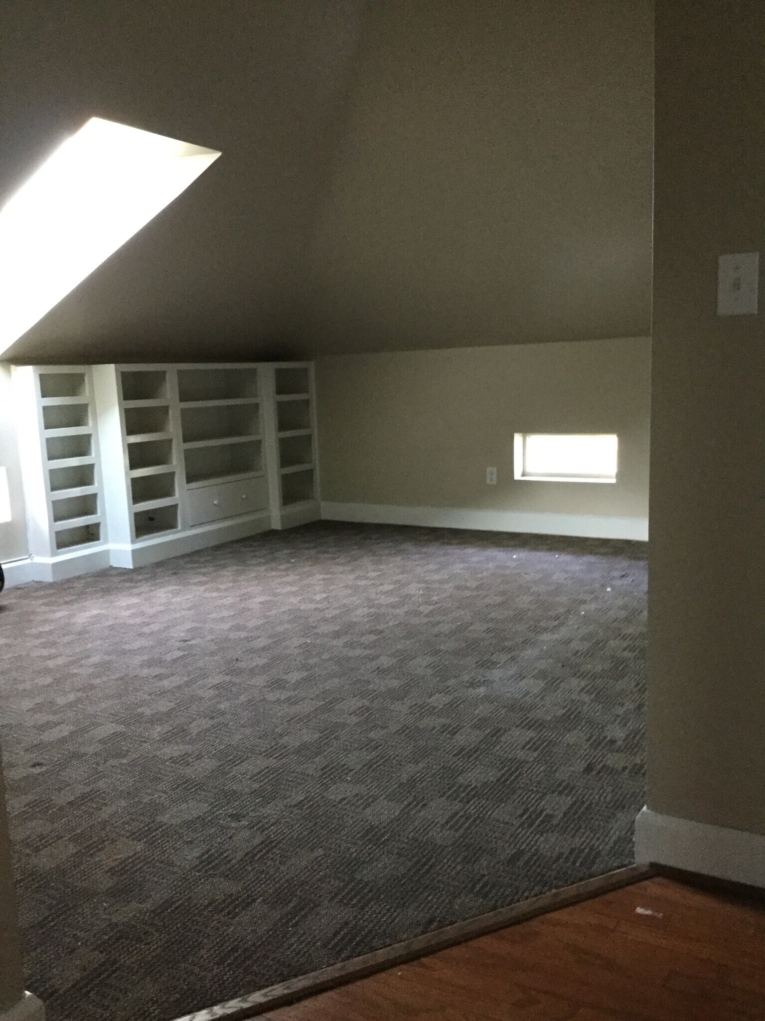 Living Room - 714 Buchanan St