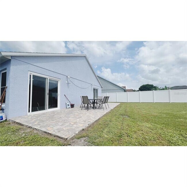 Building Photo - 3319 Kaleigh Ct