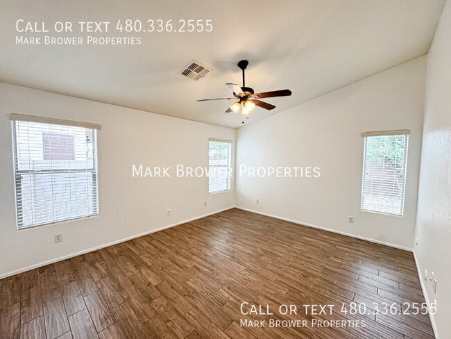 Building Photo - 21657 Dietz Dr