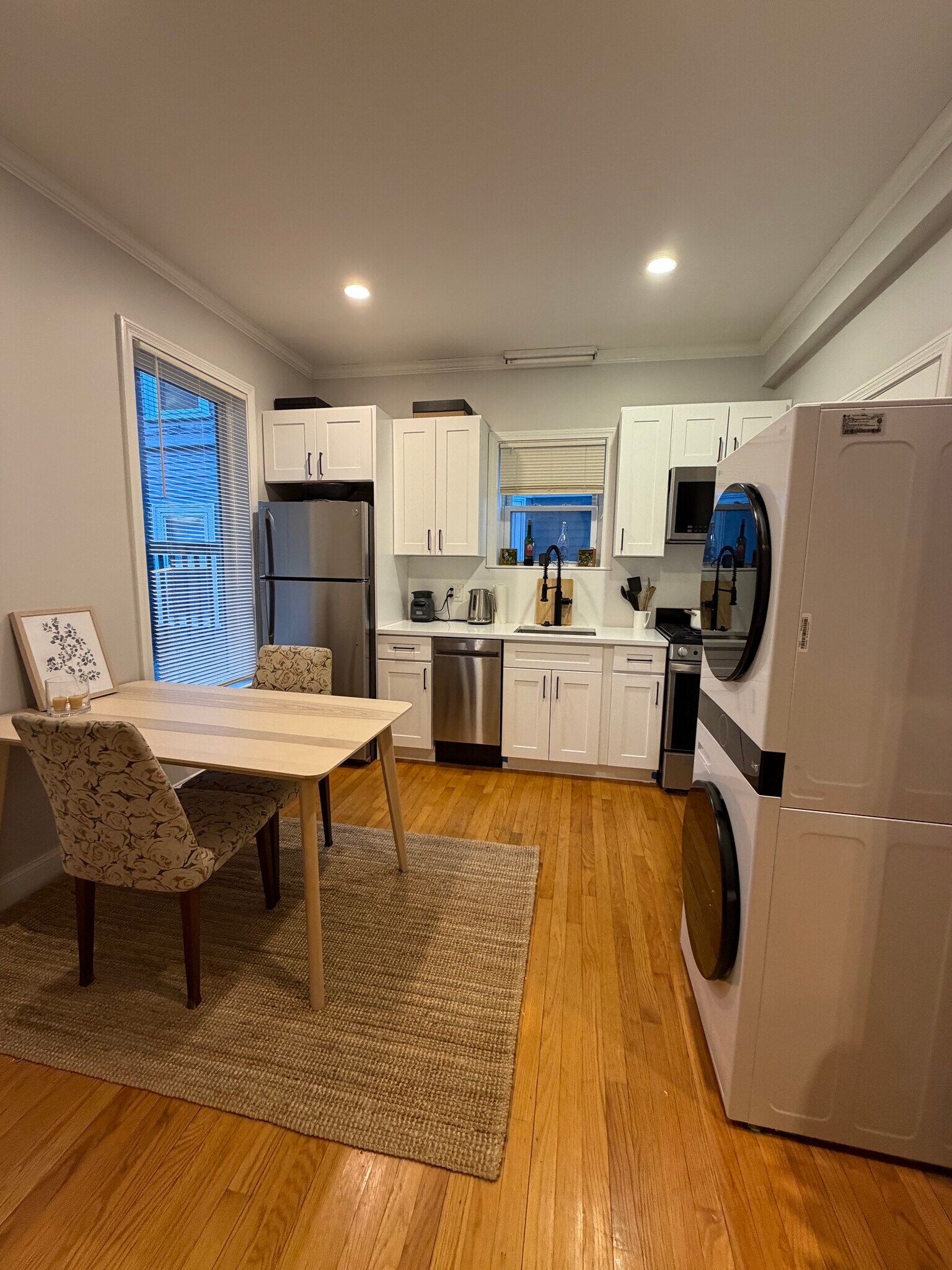 Building Photo - 1578 Cambridge St