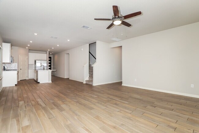 Building Photo - 1417 Arcadian Lily