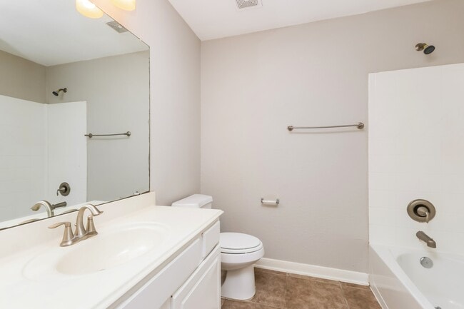 Building Photo - 20836 Sheridan Heights Ln