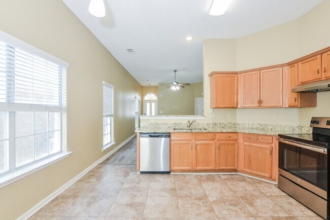 Building Photo - 6843 Mikayla Ln