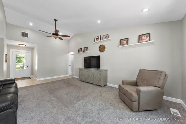 Building Photo - 3120 Gresham Ln W