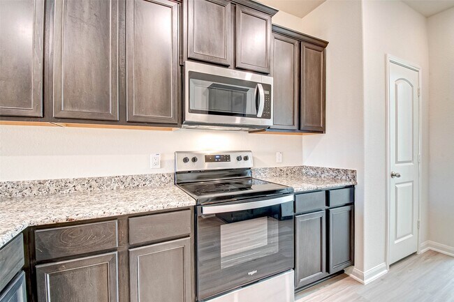 Building Photo - 28065 Irving Dr