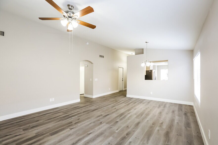 Building Photo - 11248 E Camino St