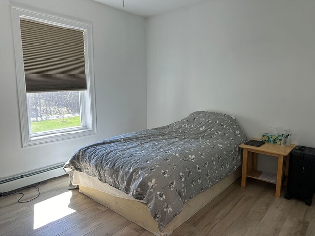 Building Photo - Newly Built! Spacious 4BR 2 Bath House