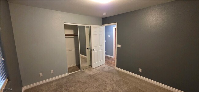 Building Photo - 5817 Mansion St