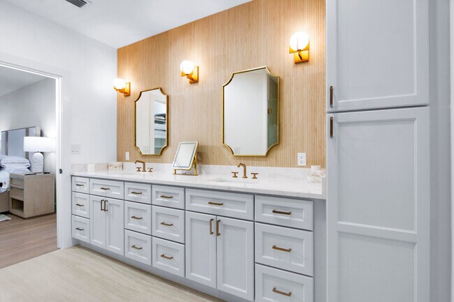 Building Photo - 201 Ryder Cup Cir S