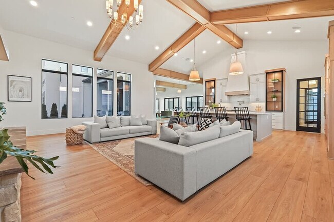 Building Photo - 12401 Rivendell Ct