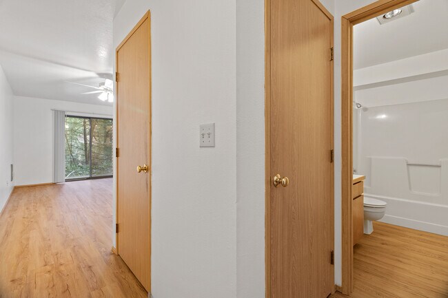 Building Photo - Second Wind Apartments