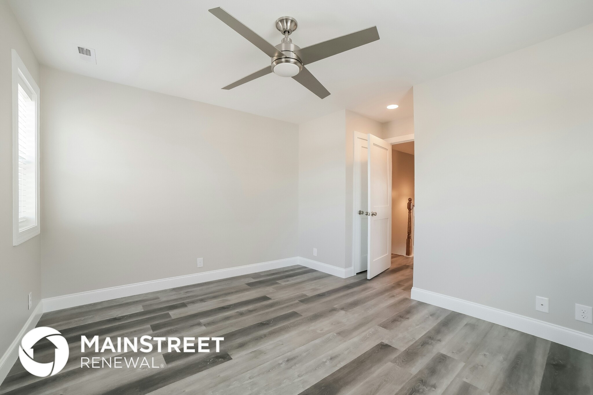 Building Photo - 3129 4th Ave S