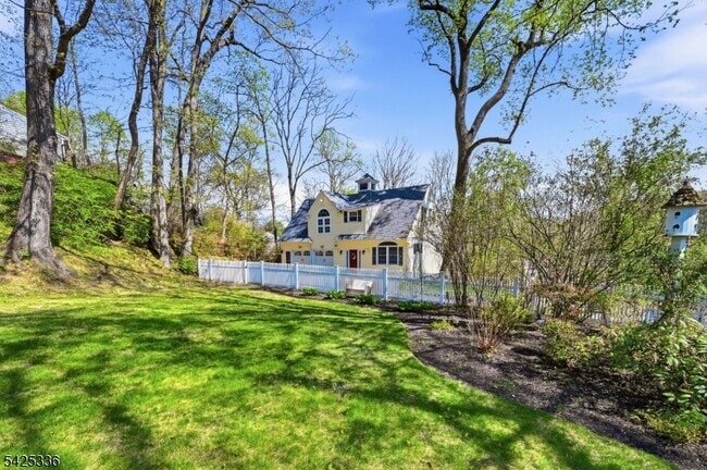 Building Photo - 1 Conklin Ave