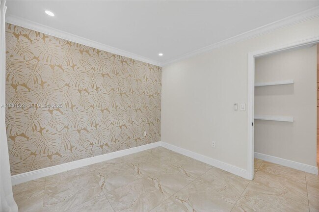 Building Photo - 13280 SW 39th Terrace