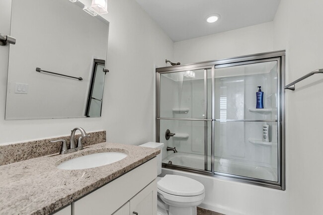 Building Photo - 4 Bed 3 Bath on Tepal - NEW