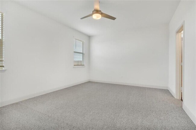 Building Photo - 17916 Curio Dr