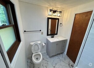 Building Photo - 1501 NY 9G LLC