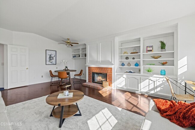 Building Photo - 287 Golden Fern Ct