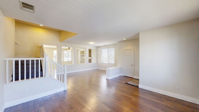 Building Photo - Beautiful Family Home