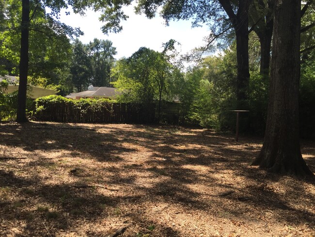 Building Photo - **AVAILABLE NOW**Near Ft. Benning. Columbu...