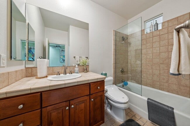 Building Photo - 40294 Rancho Palmeras