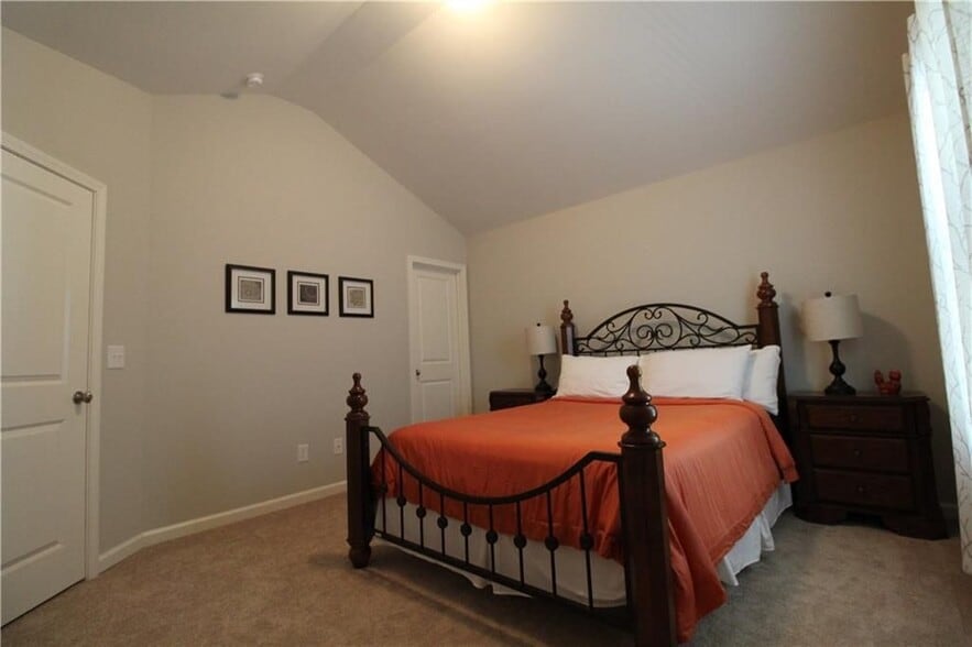 Building Photo - 5926 Watersdown Wy