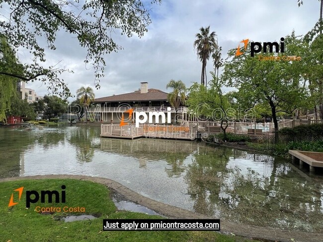 Building Photo - 460 N Civic Dr