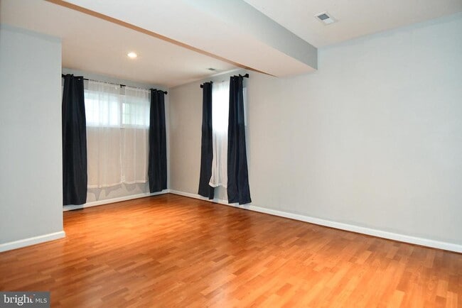 Building Photo - 13039 Quate Ln