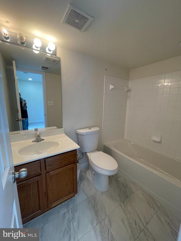 Building Photo - 24673 Nettle Mill Square