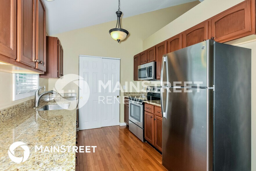 Building Photo - 197 Falcetti Dr