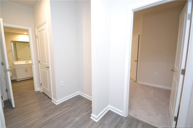 Building Photo - 1248 Channing Park Cir