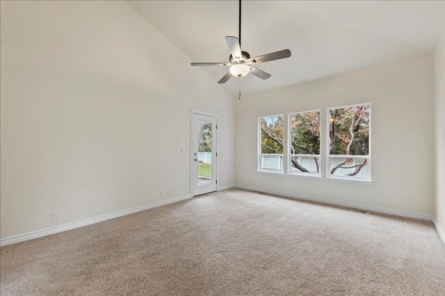 Building Photo - Quiet, Convenient, and Spacious 5 Bedroom 4 Bathroom Home