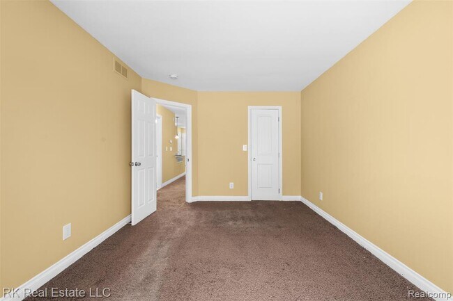 Building Photo - 58629 Wallington