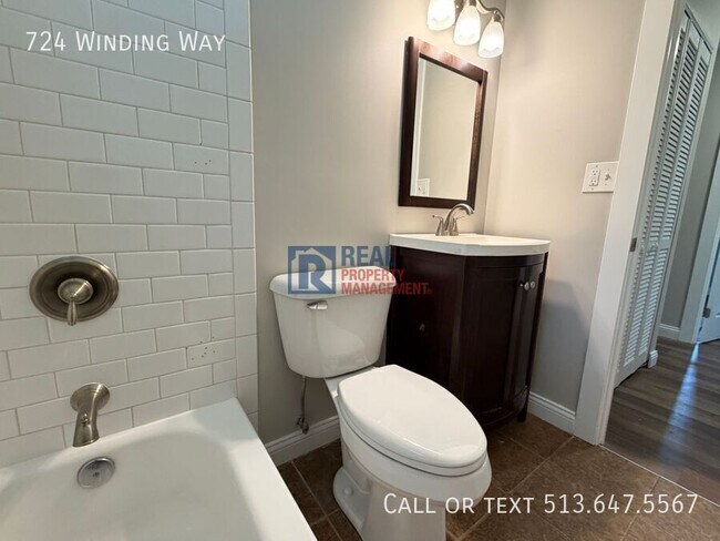 Building Photo - 724 Winding Way